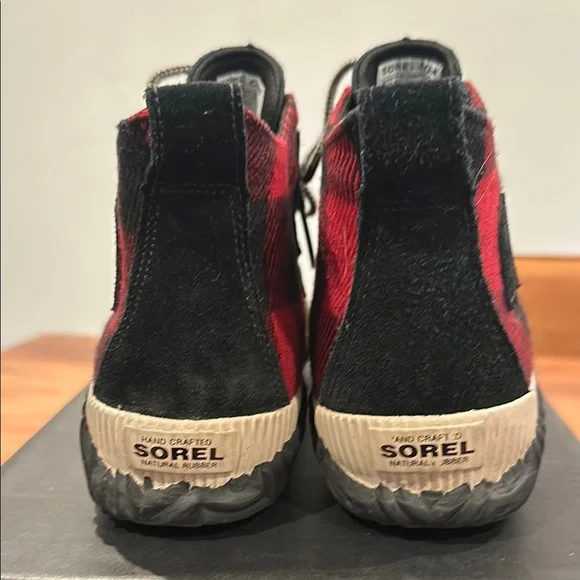 Sorel Womens Red/Black Plaid Waterproof Out N About Boots - Picture 2 of 8